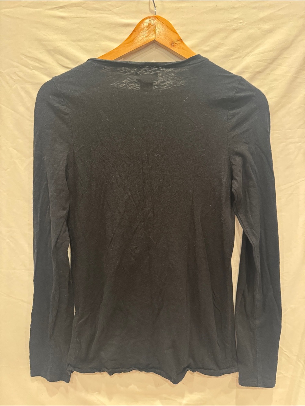 Lucky Brand Black Long-Sleeve V-Neck 100% Cotton Top, Size M - Picture 2 of 4